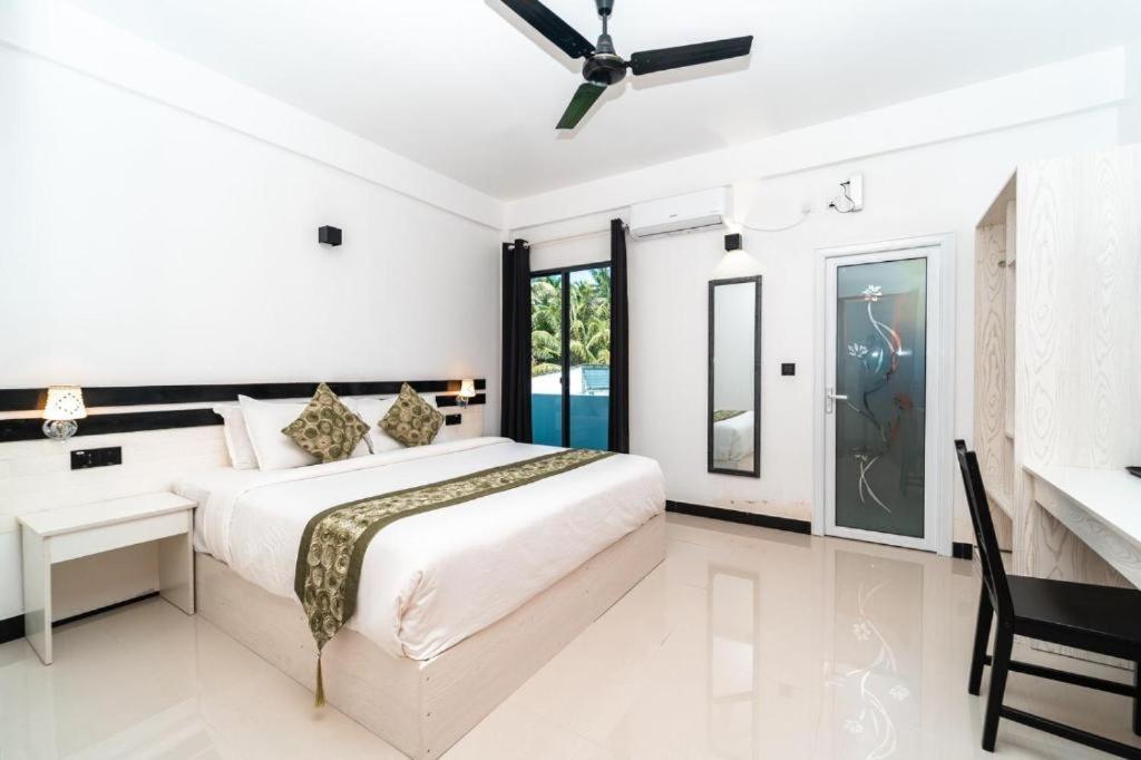 Cozy Roots Fuvahmulah